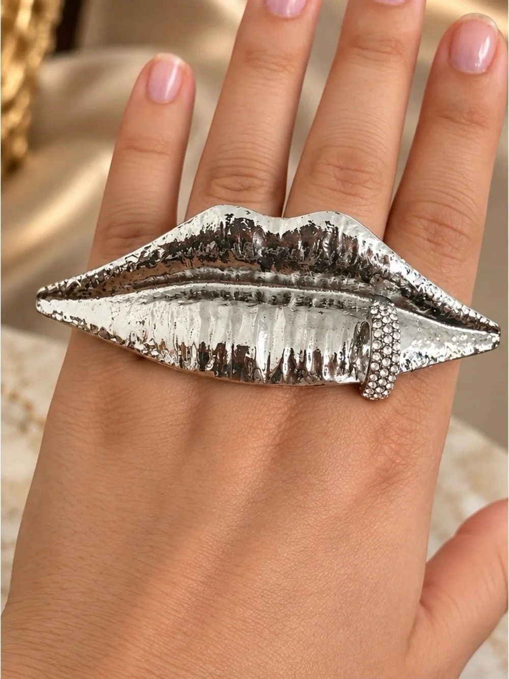 Oversized Silver Lips Statement Ring Rhinestone Tongue Cocktail Jewelry